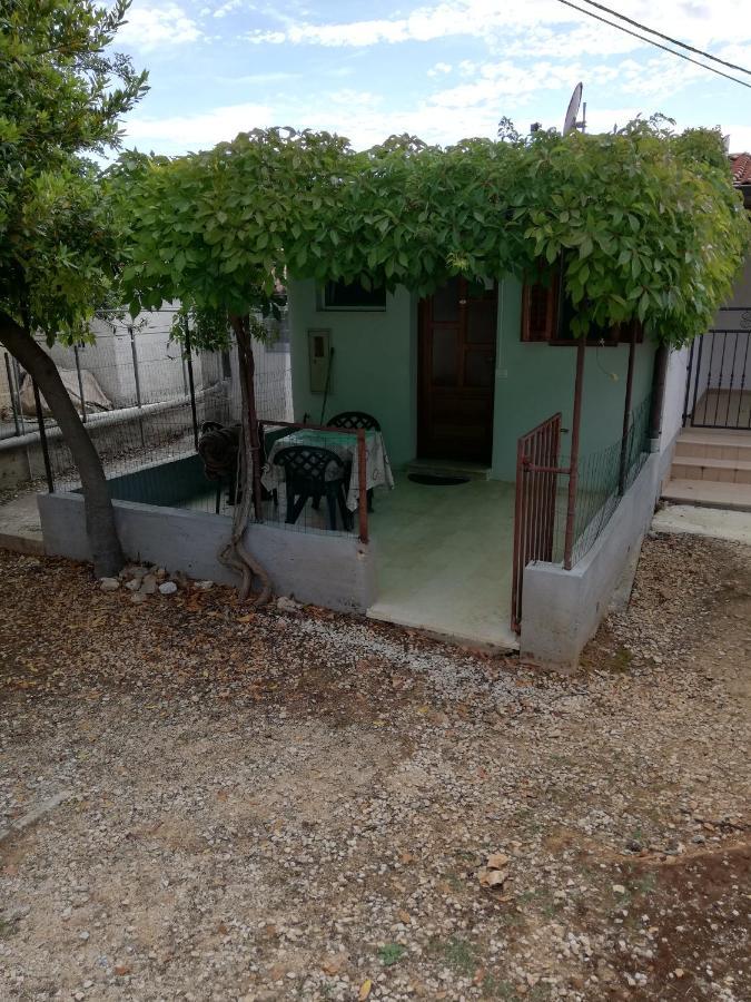 Apartments Ana Pogana Punta Križa エクステリア 写真