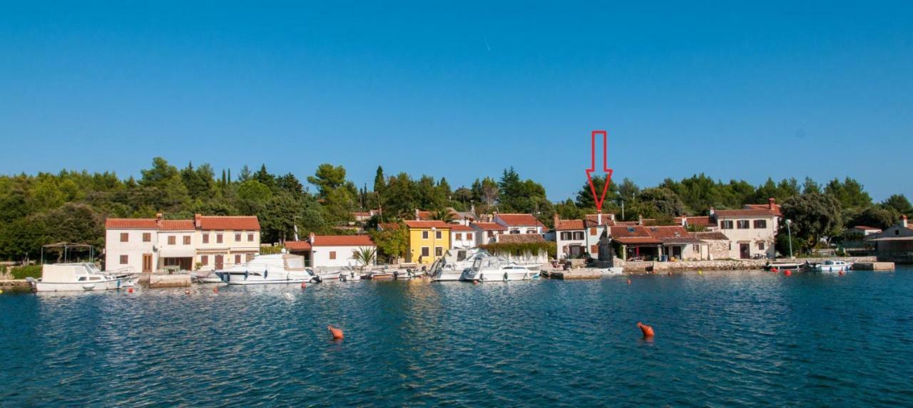 Apartments Ana Pogana Punta Križa エクステリア 写真